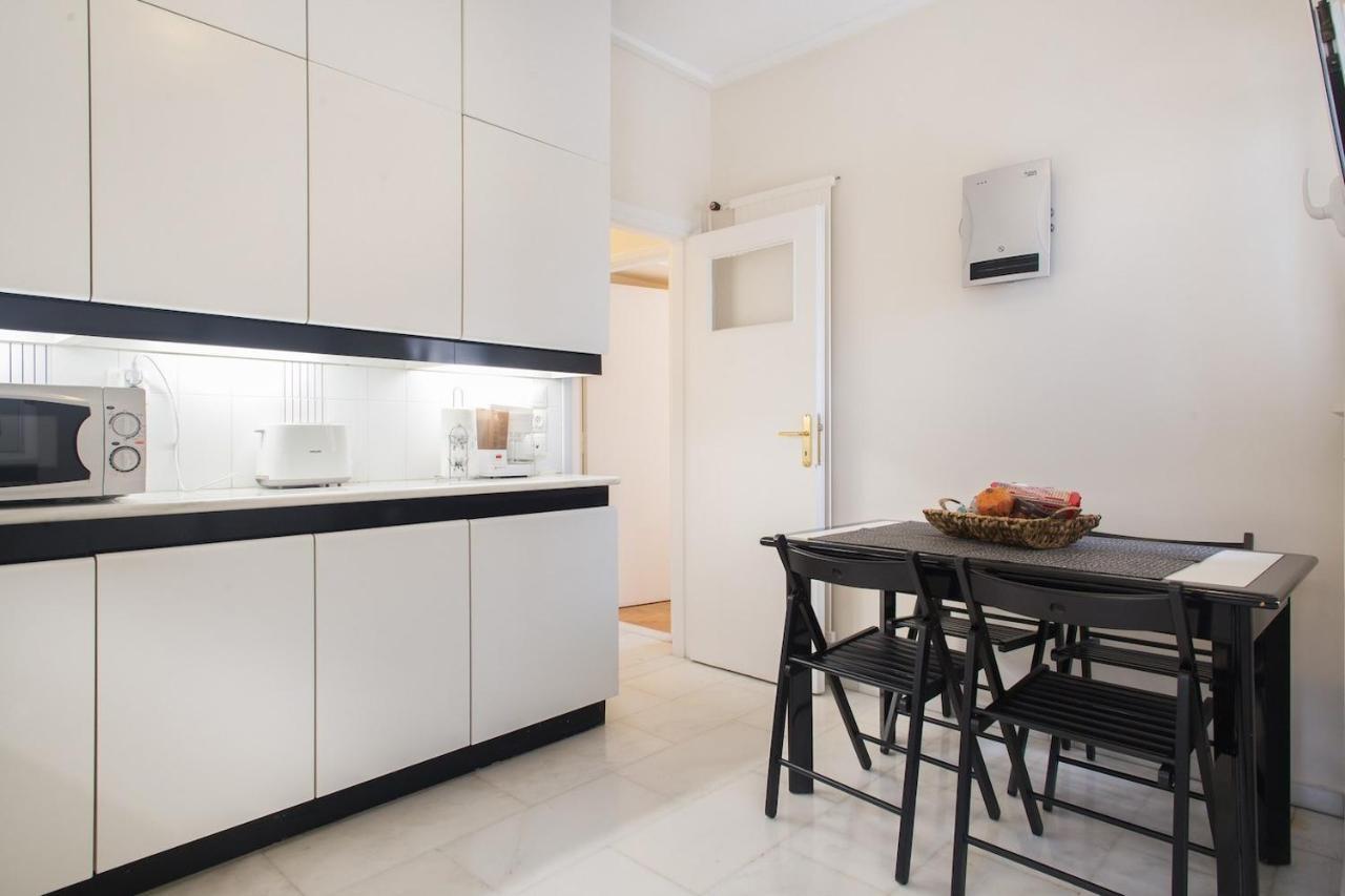 Alexander'S Penthouse Apartment เอเธนส์ ภายนอก รูปภาพ
